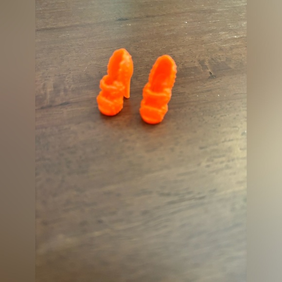 9 pairs of Barbie Doll Shoes Pink Purple Red Green Orange Open Toe Ballet Heels - Picture 3 of 10